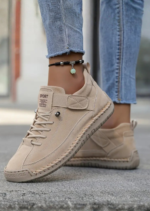 Elira ~ Bequeme und stützende Turnschuhe